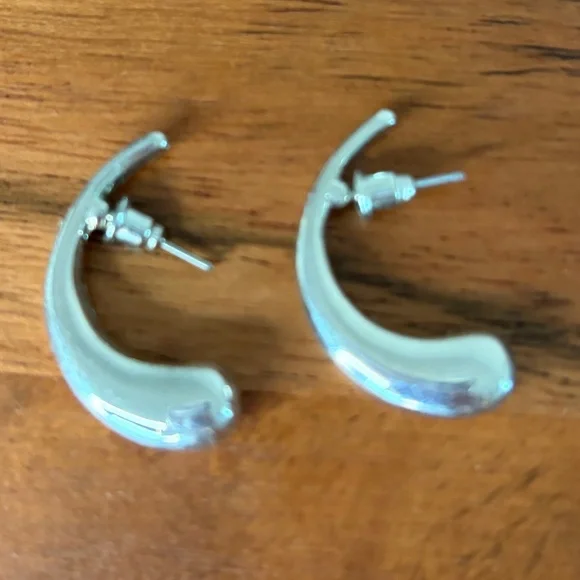 8 Other Reasons Silver Sculptural Hoop Earrings Curved Minimalist Modern - Picture 2 of 3